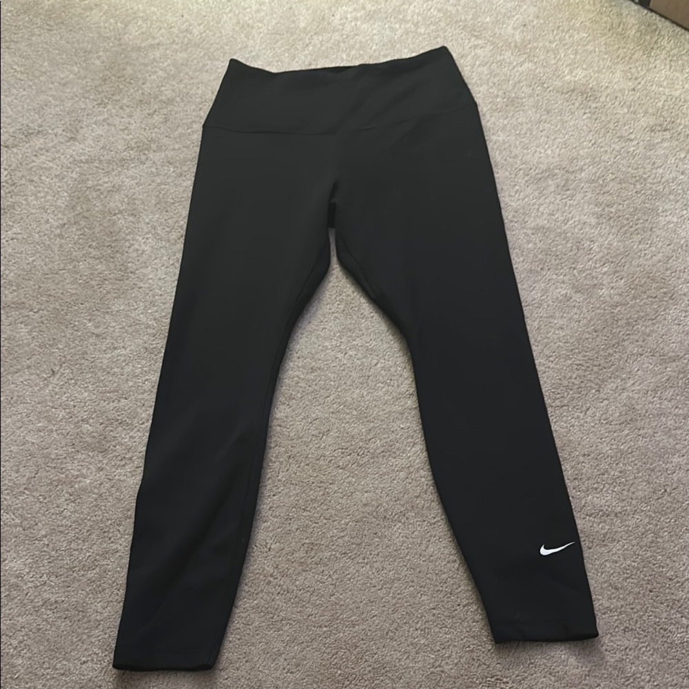 Nike Essential Black Tights